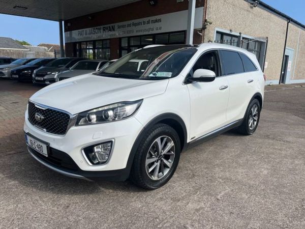 Kia Sorento SUV, Diesel, 2016, White