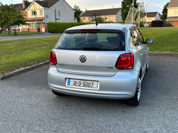 Volkswagen Polo Hatchback, Diesel, 2010, Silver