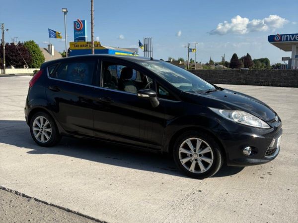Ford Fiesta Hatchback, Diesel, 2011, Black