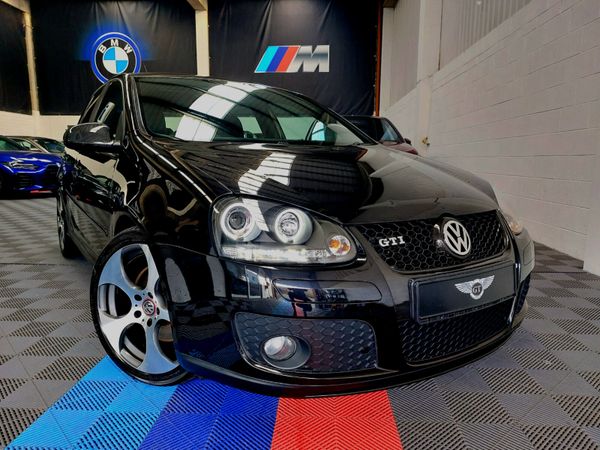 Volkswagen Golf Hatchback, Petrol, 2009, Black