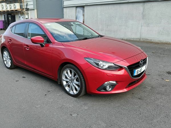 Mazda Mazda3 Hatchback, Diesel, 2016, Red