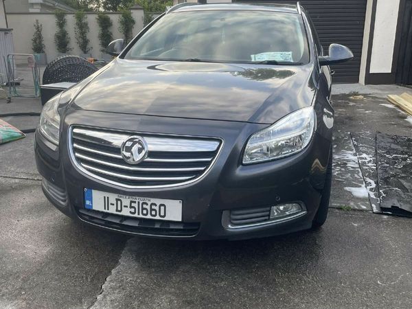 Vauxhall Insignia Estate, Diesel, 2011, Grey