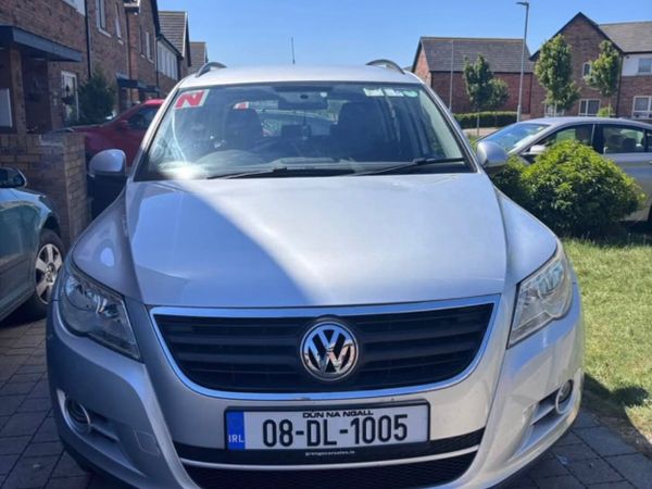 Volkswagen Tiguan SUV, Petrol, 2008, Silver