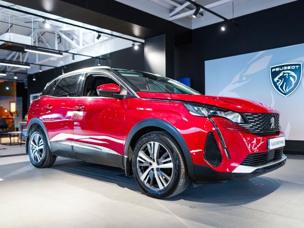 Peugeot 3008 MPV, Diesel, 2021, Red