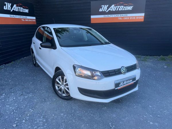 Volkswagen Polo Hatchback, Petrol, 2013, White