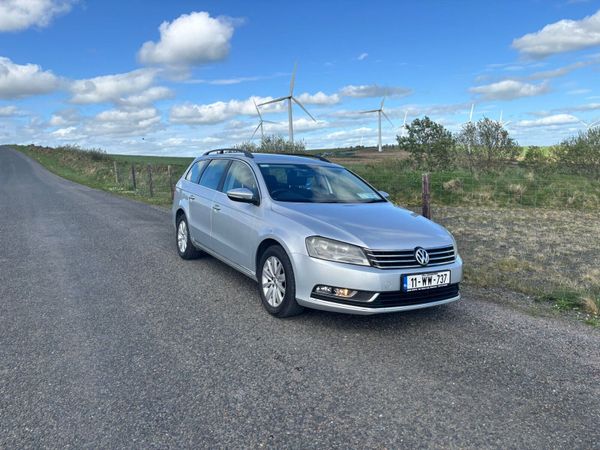 Volkswagen Passat Estate, Diesel, 2011, Silver