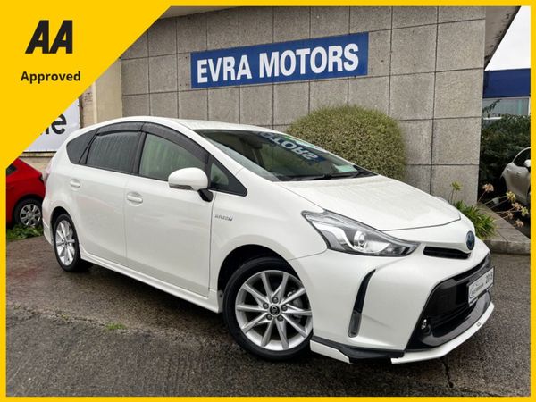 Toyota Prius MPV, Hybrid, 2018, White