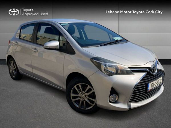 Toyota Yaris Hatchback, Petrol, 2017, Grey