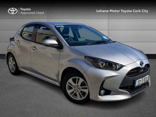 Toyota Yaris Hatchback, Hybrid, 2022, Grey