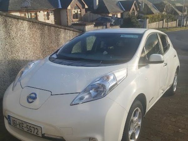 Nissan Leaf Hatchback, Electric, 2016, White