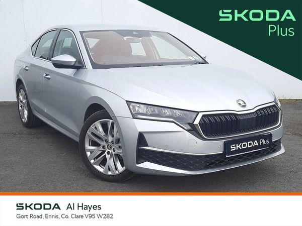 Skoda Octavia Saloon, Diesel, 2024, Silver
