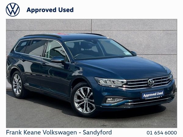 Volkswagen Passat Saloon, Petrol, 2020, Blue