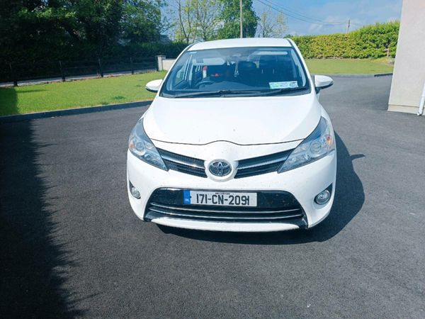 Toyota Verso MPV, Diesel, 2017, White