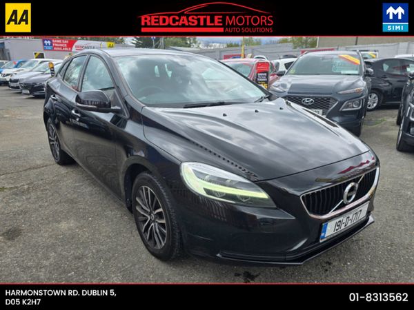 Volvo V40 Hatchback, Diesel, 2019, Black