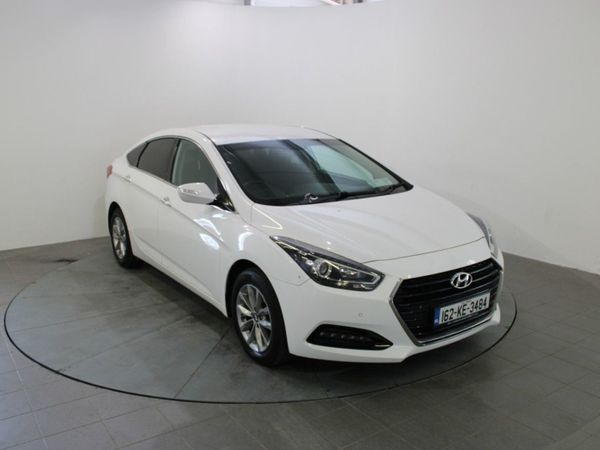 Hyundai i40 Saloon, Diesel, 2016, White