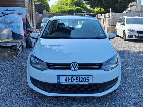 Volkswagen Polo Hatchback, Petrol, 2014, White