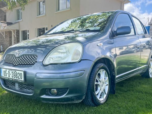 Toyota Yaris Hatchback, Petrol, 2005, Blue
