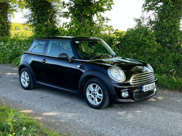 Mini One Hatchback, Diesel, 2013, Black