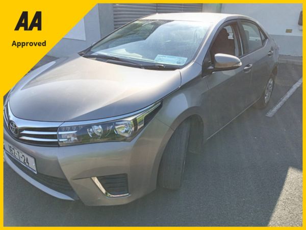 Toyota Corolla Saloon, Diesel, 2016, Bronze
