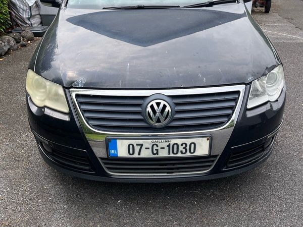 Volkswagen Passat Saloon, Petrol, 2007, Black