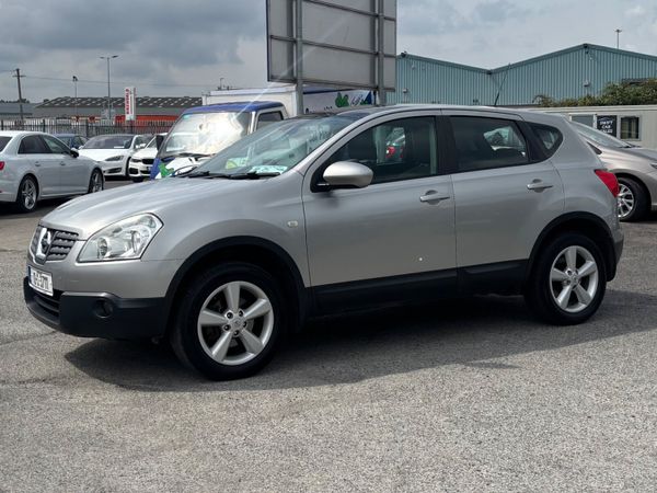 Nissan Qashqai Hatchback, Petrol, 2010, Silver