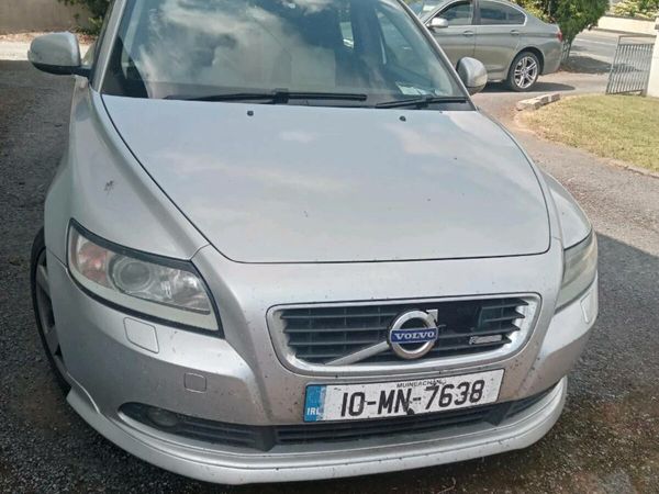 Volvo S40 Saloon, Diesel, 2010, Silver