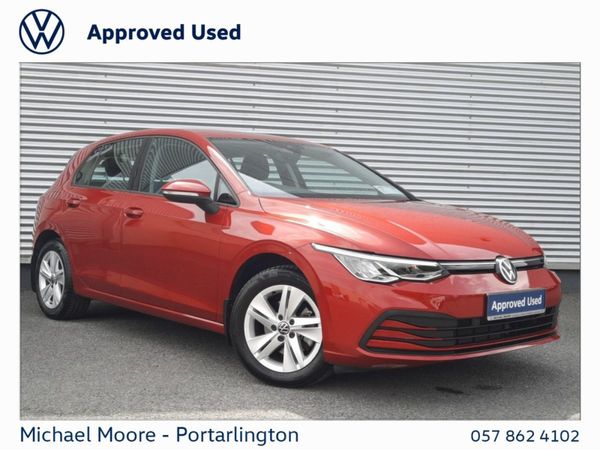 Volkswagen Golf Estate, Petrol, 2021, Red
