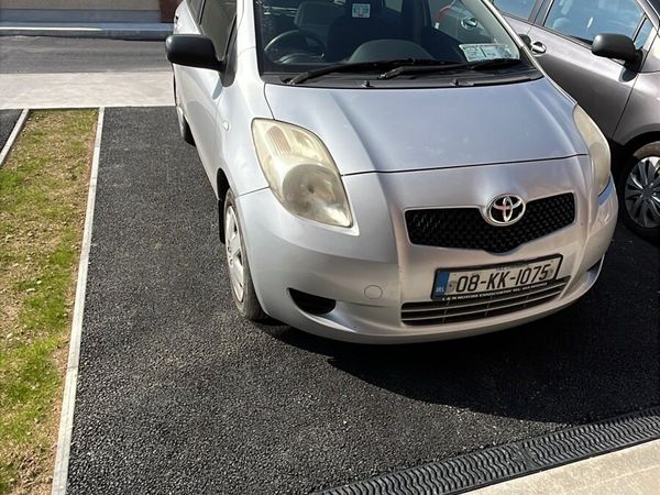 Toyota Yaris Hatchback, Petrol, 2008, Silver