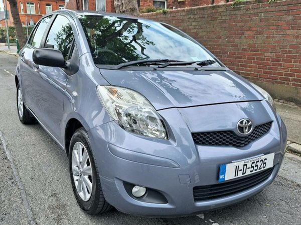 Toyota Yaris Hatchback, Petrol, 2011, Blue