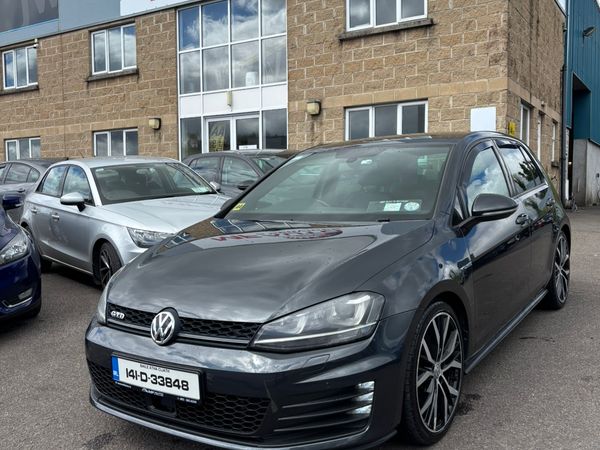 Volkswagen Golf Hatchback, Diesel, 2014, Grey