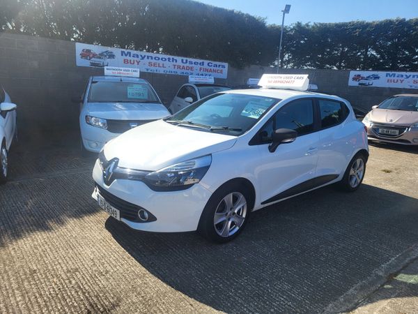 Renault Clio Hatchback, Petrol, 2015, White