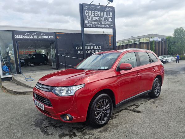 Mitsubishi Outlander SUV, Diesel, 2015, Red