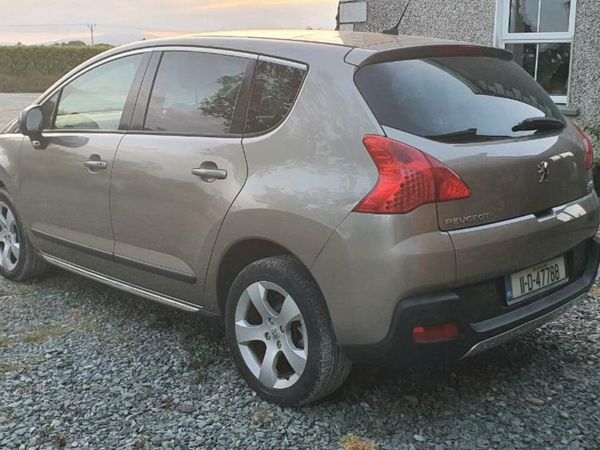 Peugeot 3008 MPV, Diesel, 2011, Grey
