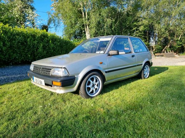 Toyota Starlet Hatchback, Petrol, 1988, Beige