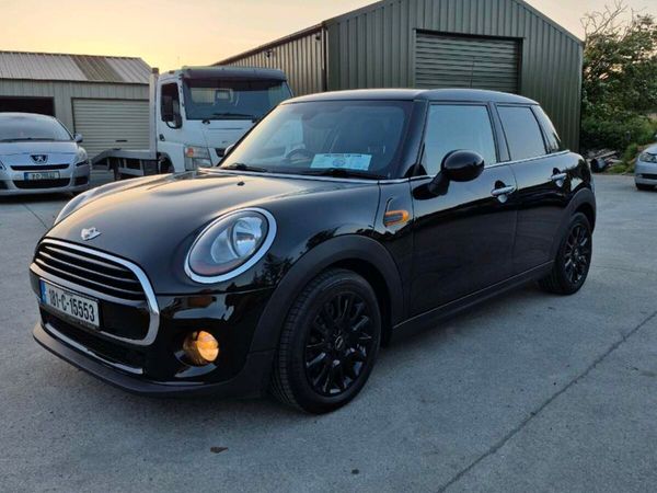 Mini Cooper Hatchback, Petrol, 2018, Black