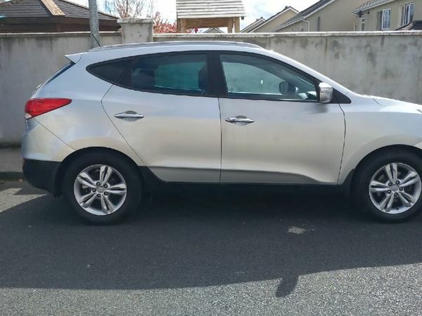 Hyundai ix35 SUV, Diesel, 2011, Silver