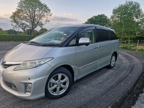 Toyota Estima MPV, Petrol, 2012, Silver