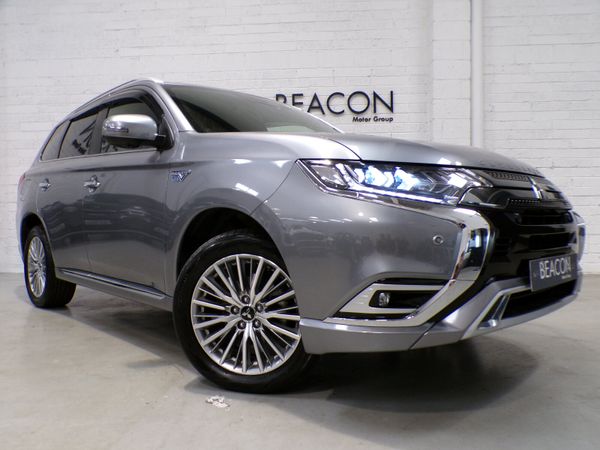 Mitsubishi Outlander SUV, Petrol Plug-in Hybrid, 2019, Grey