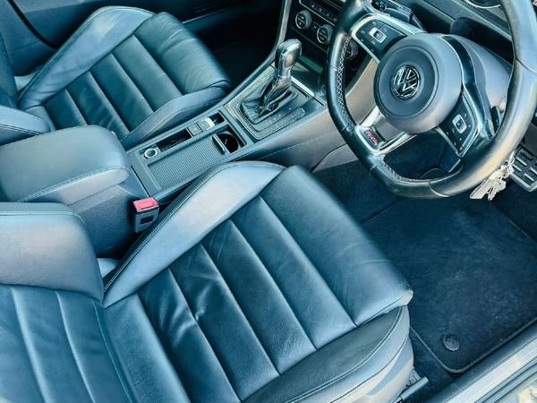 Volkswagen Golf Hatchback, Diesel, 2014, Grey