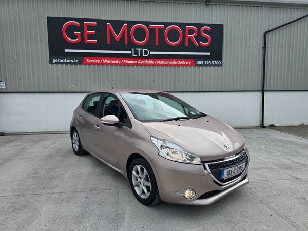 Peugeot 208 Hatchback, Petrol, 2015, Grey