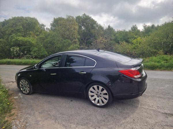 Vauxhall Insignia Hatchback, Diesel, 2009, Black