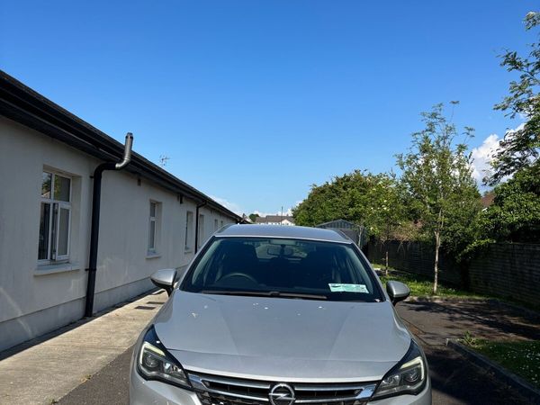 Opel Astra Estate, Diesel, 2018, Grey
