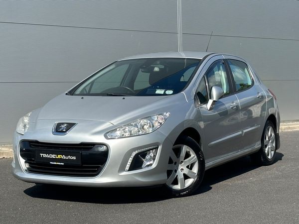 Peugeot 308 Hatchback, Diesel, 2013, Silver