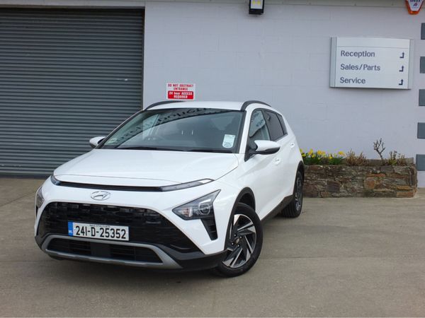 Hyundai Bayon Estate/Jeep, Petrol, 2024, White
