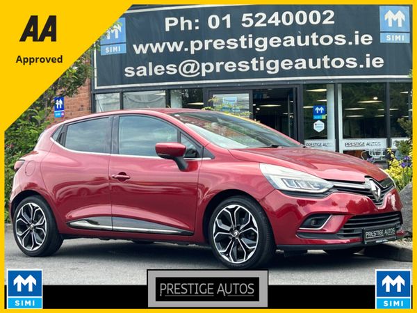 Renault Clio Hatchback, Petrol, 2017, Red