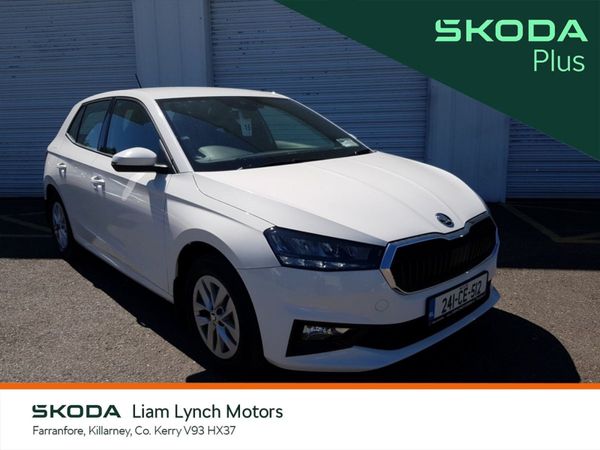 Skoda Fabia Hatchback, Petrol, 2024, White