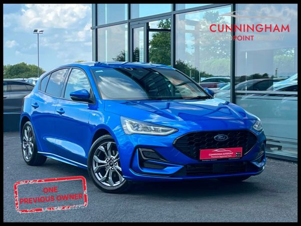 Ford Focus Hatchback, Petrol, 2023, Blue