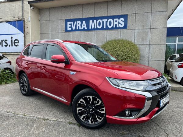 Mitsubishi Outlander SUV, Petrol Plug-in Hybrid, 2015, Red