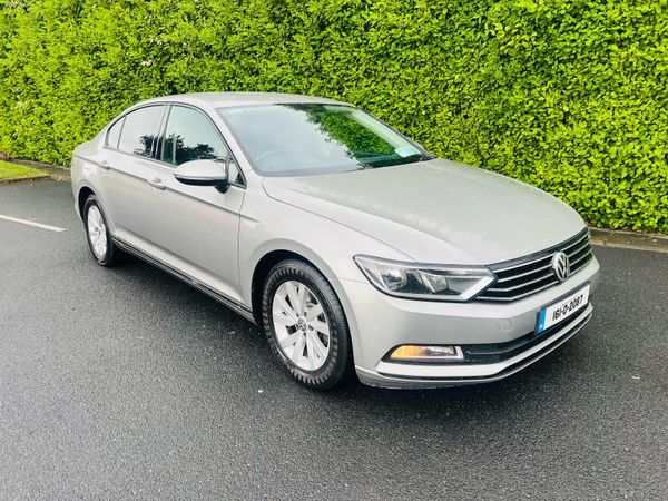 Volkswagen Passat Saloon, Diesel, 2016, Silver