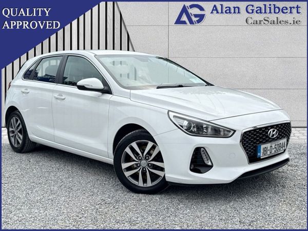 Hyundai i30 Hatchback, Petrol, 2018, White